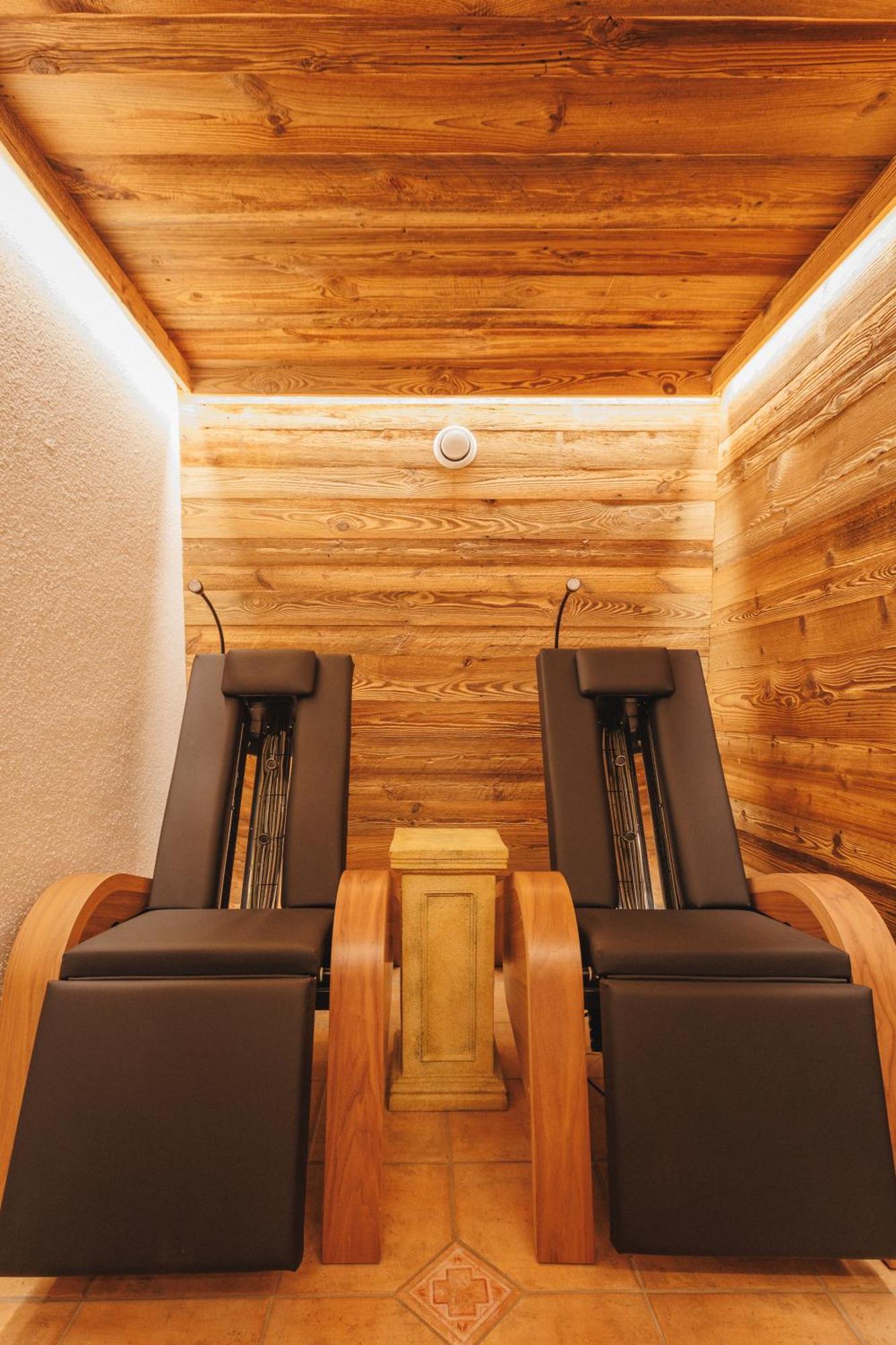 Hin&Weg Das Aparthotel Ried im Zillertal Bagian luar foto
