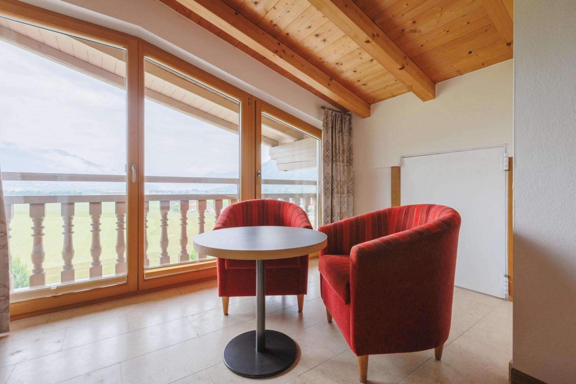 Hin&Weg Das Aparthotel Ried im Zillertal Bagian luar foto