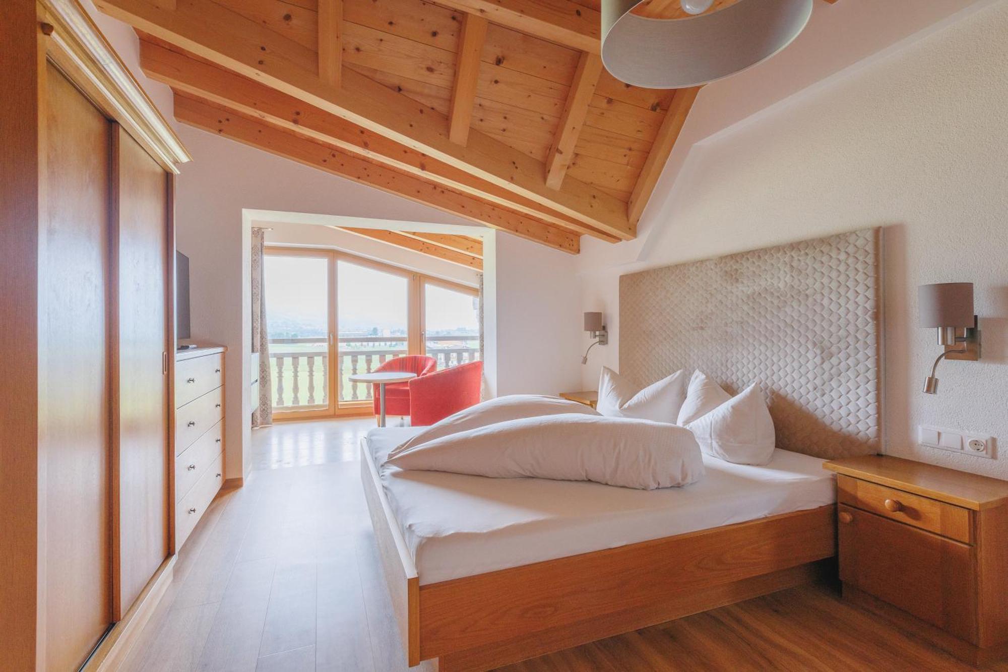 Hin&Weg Das Aparthotel Ried im Zillertal Bagian luar foto