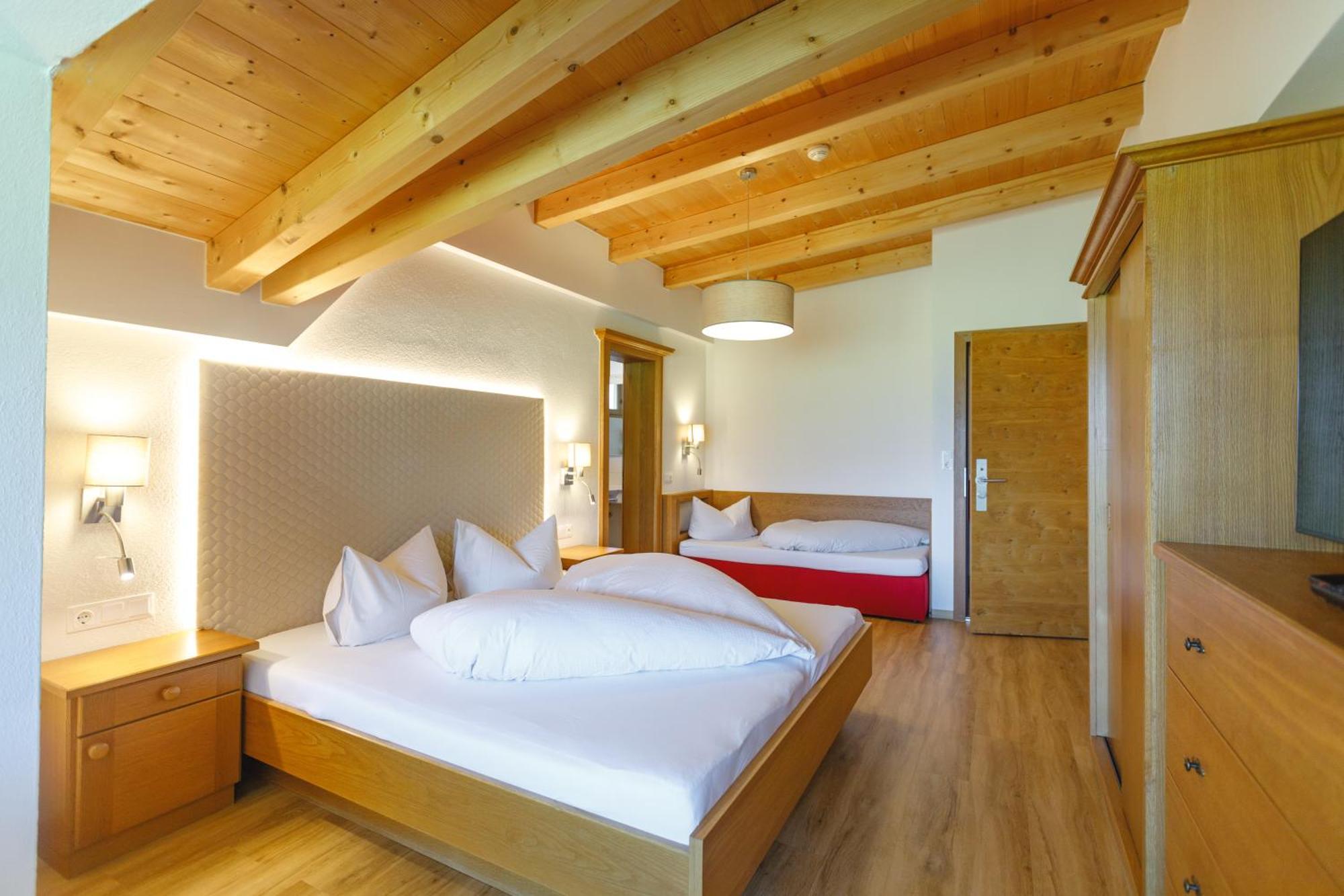 Hin&Weg Das Aparthotel Ried im Zillertal Bagian luar foto