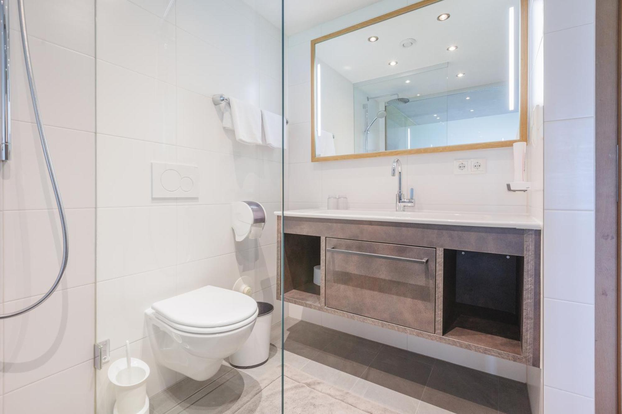 Hin&Weg Das Aparthotel Ried im Zillertal Bagian luar foto