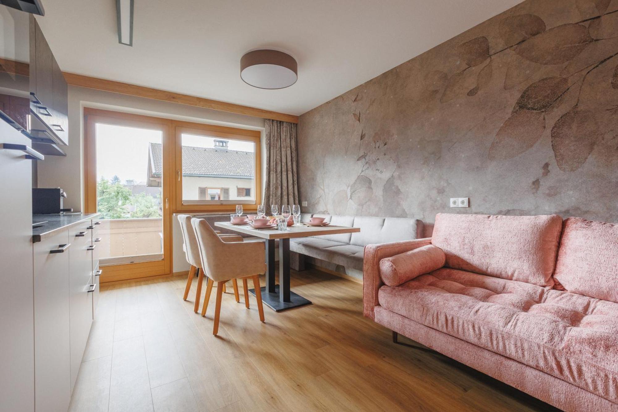 Hin&Weg Das Aparthotel Ried im Zillertal Bagian luar foto