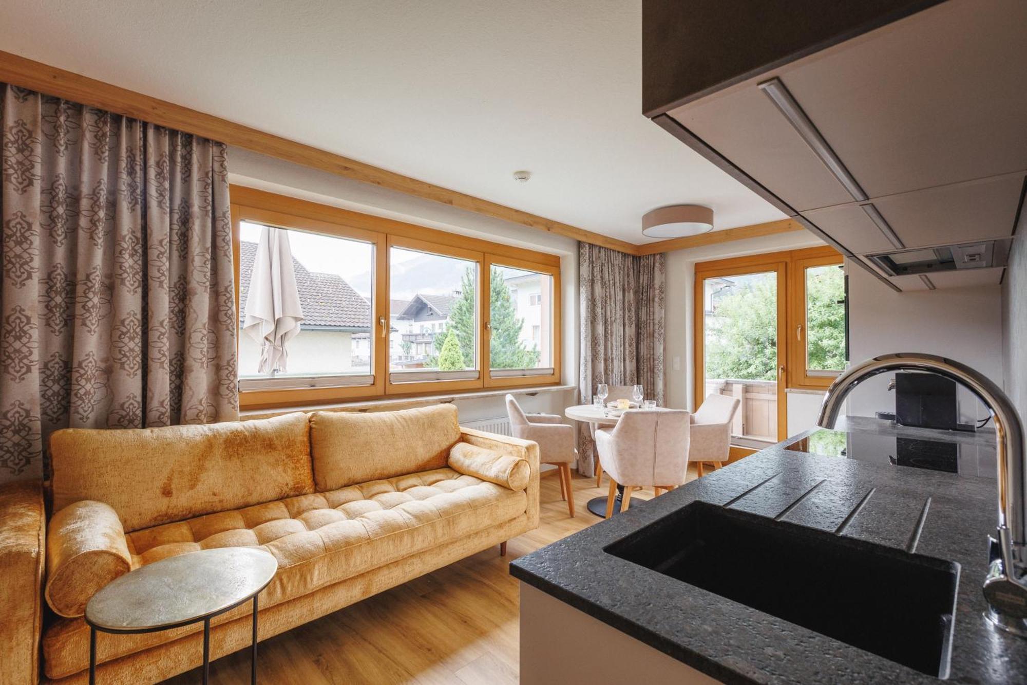 Hin&Weg Das Aparthotel Ried im Zillertal Bagian luar foto