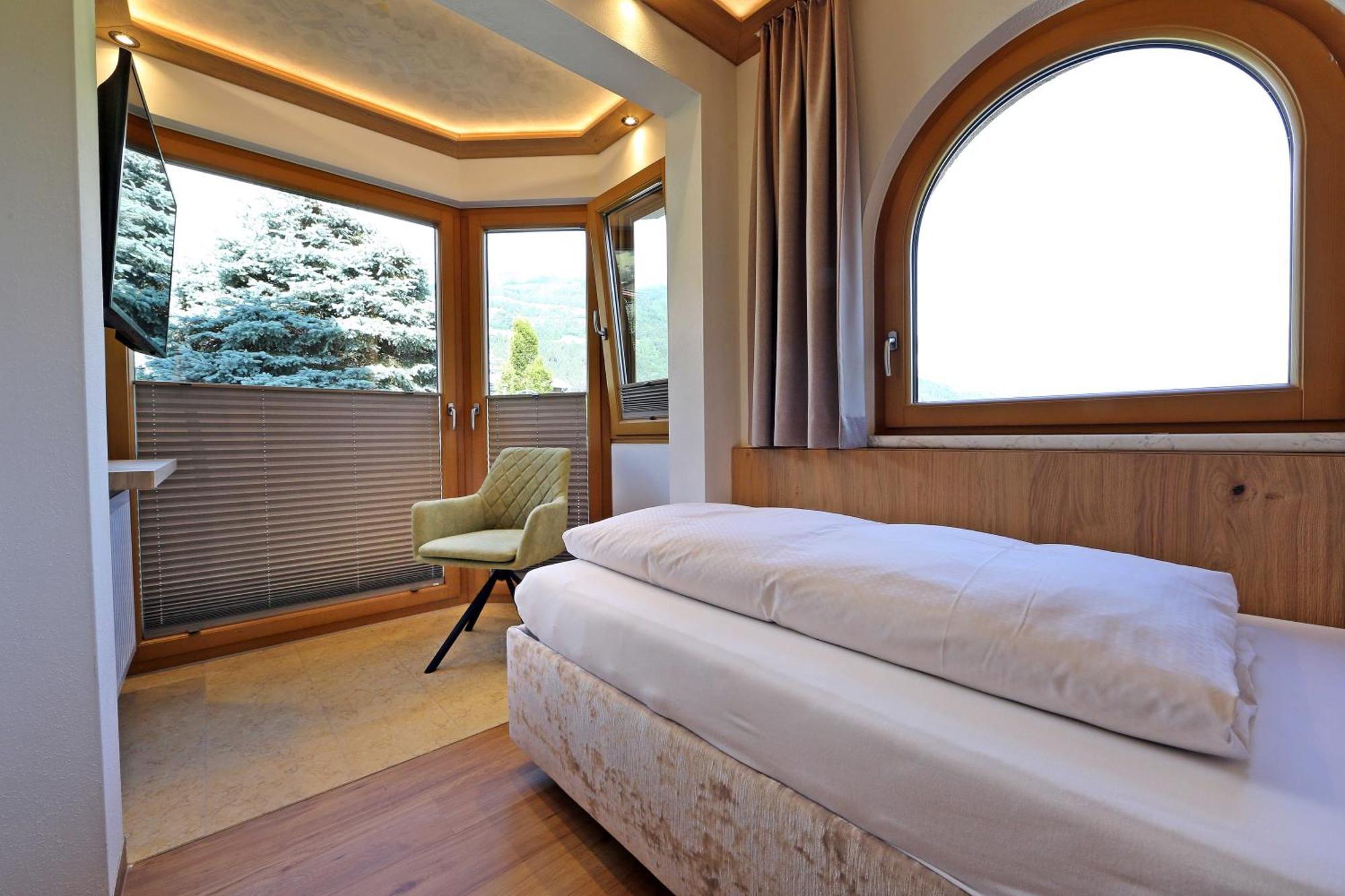 Hin&Weg Das Aparthotel Ried im Zillertal Bagian luar foto